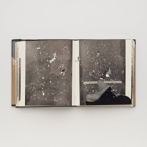 'Erase Emerge' Antoni Tàpies 'Erase Emerge' Antoni Tàpies